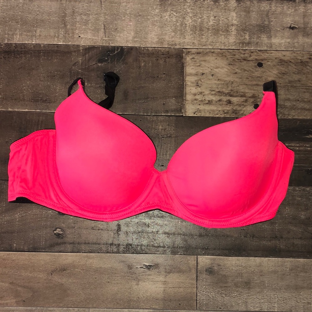PINK lightly lined bra